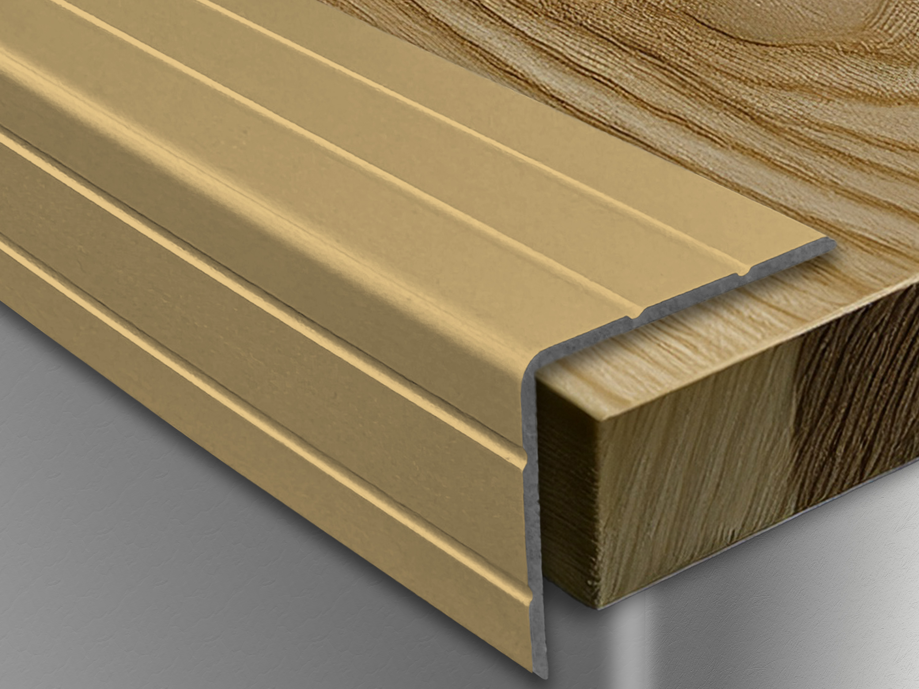 ufitec® Winkelprofil / Treppenkantenprofil - selbstklebend - 30 x 24,5 mm - Alu eloxiert ufitec® Winkelprofil / Treppenkantenprofil - selbstklebend - 30 x 24,5 mm - Alu eloxiert