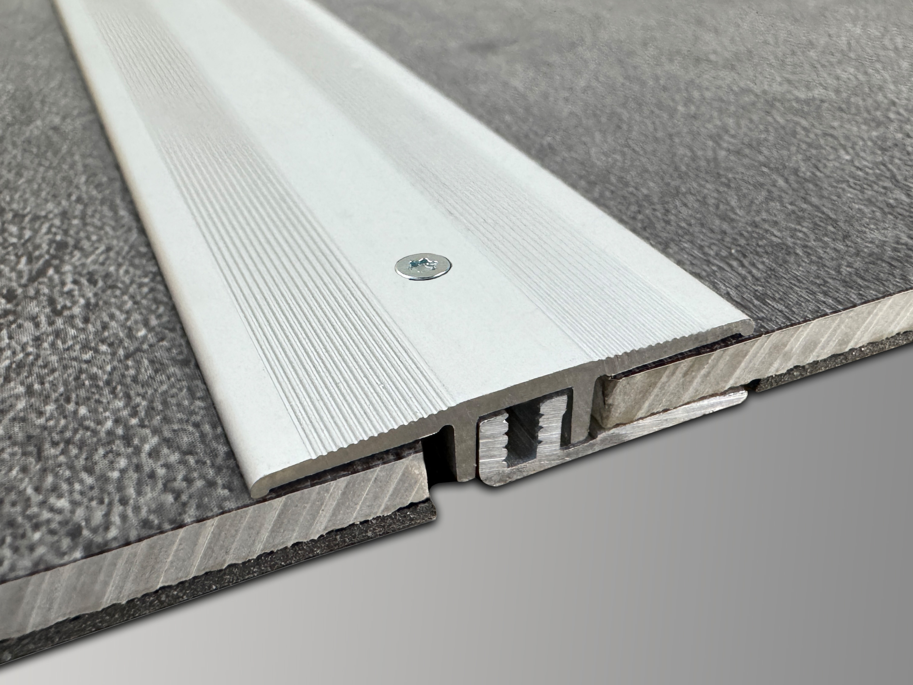 ufitec® TPL Profi smart Übergangs- u. Dehnungsfugenprofil für Belagshöhen von 5-9 mm ufitec® TPL Profi smart Übergangs- u. Dehnungsfugenprofil für Belagshöhen von 5-9 mm