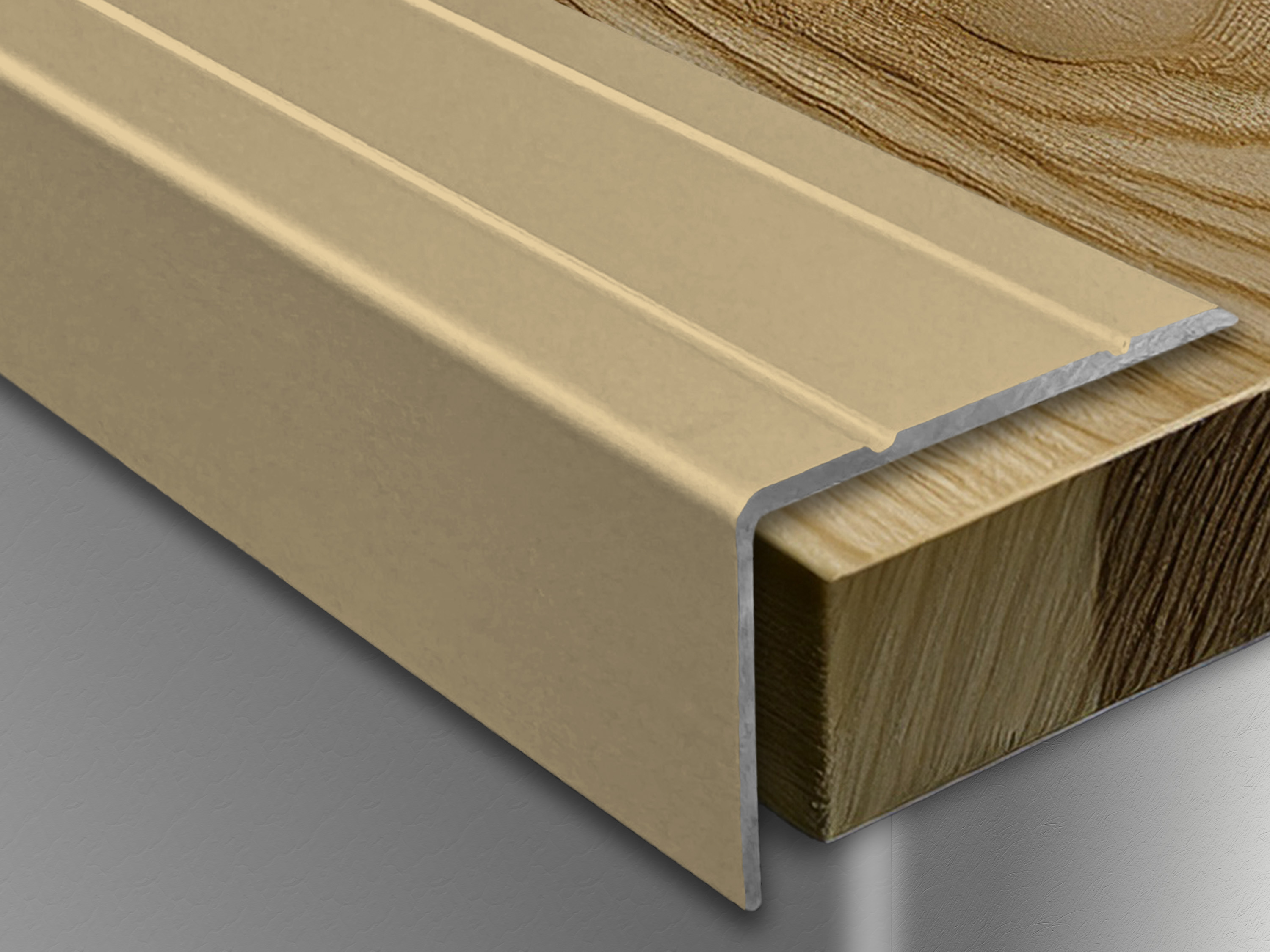 ufitec® Winkelprofil / Treppenkantenprofil - selbstklebend - 30 x 20 mm - Alu eloxiert ufitec® Winkelprofil / Treppenkantenprofil - selbstklebend - 30 x 20 mm - Alu eloxiert